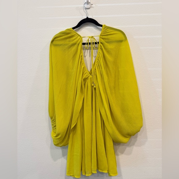 Tularosa Sunny Pleated Dress - Picture 4 of 5